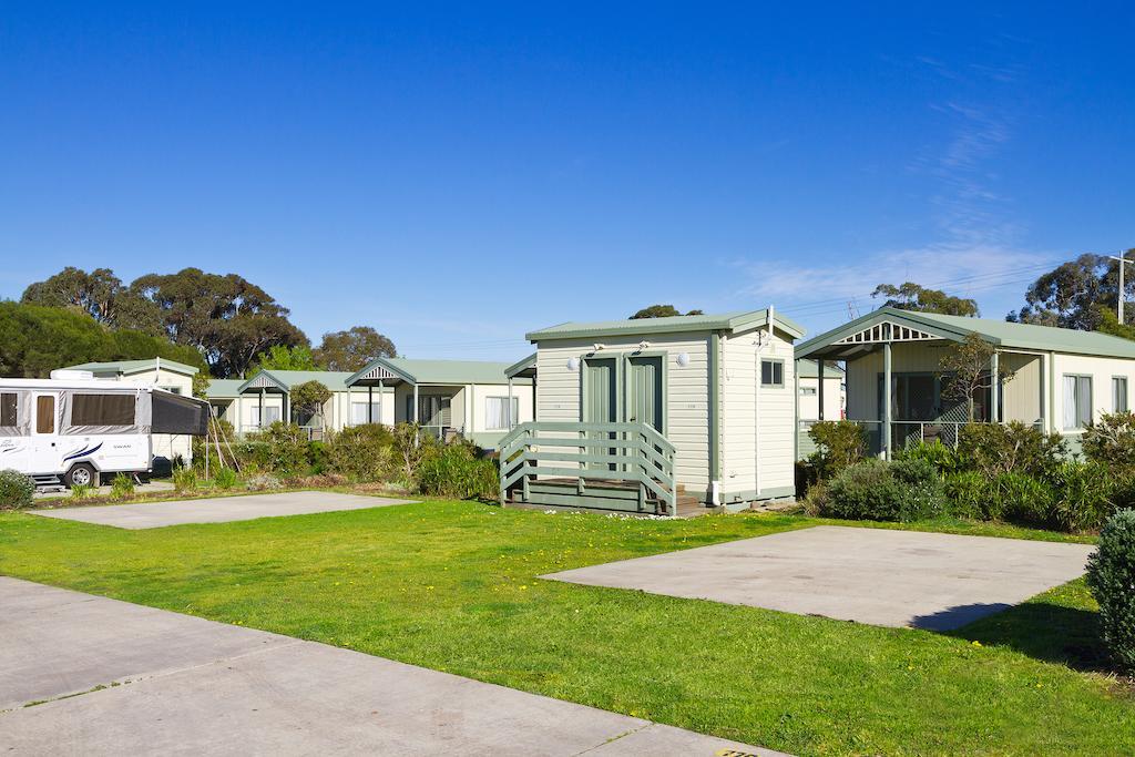 Sandhurst Motel Carrum Downs Экстерьер фото