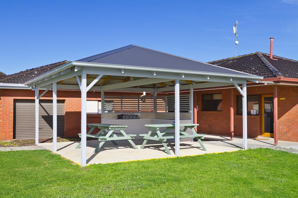Sandhurst Motel Carrum Downs Экстерьер фото