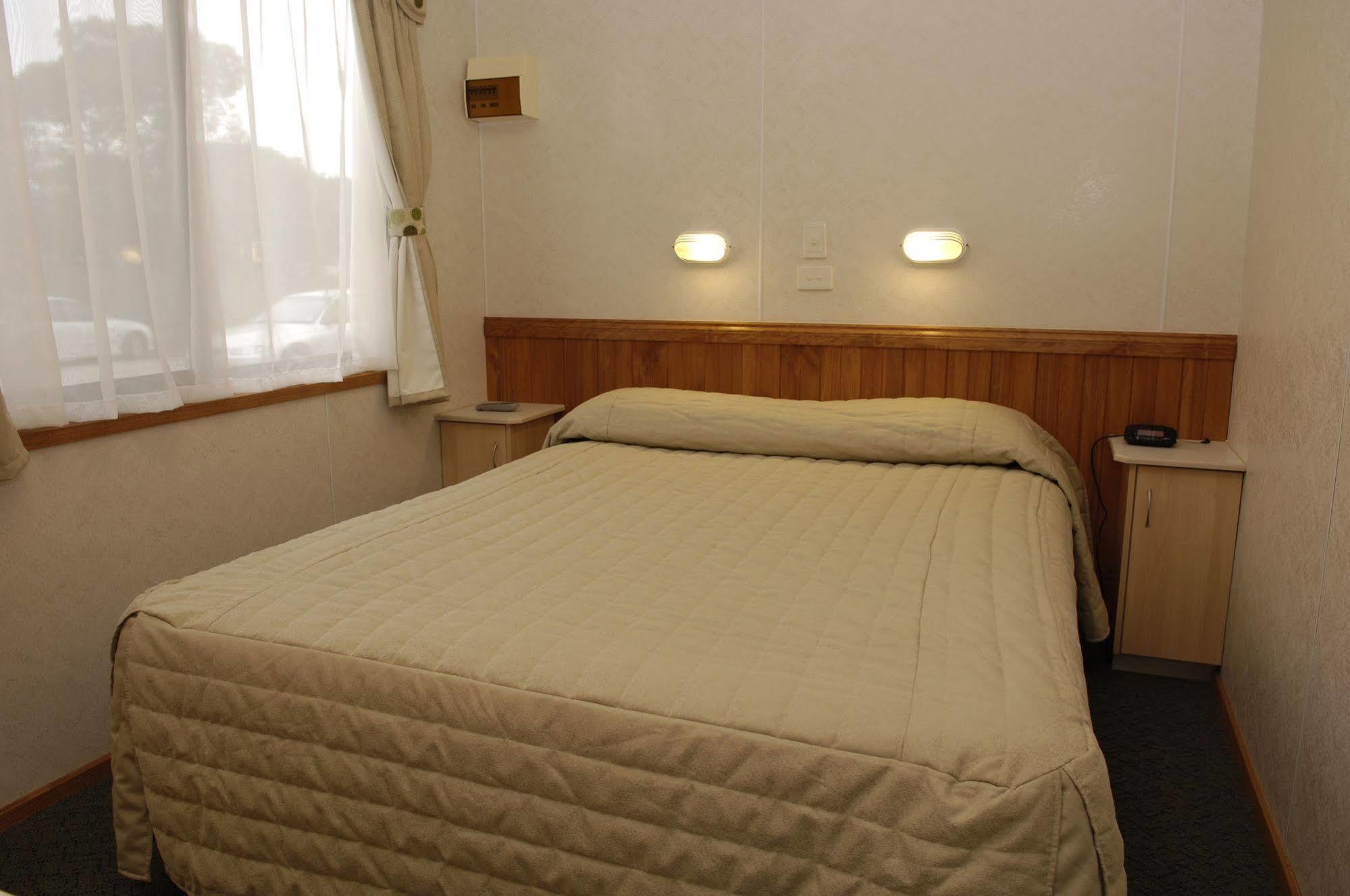Sandhurst Motel Carrum Downs Экстерьер фото